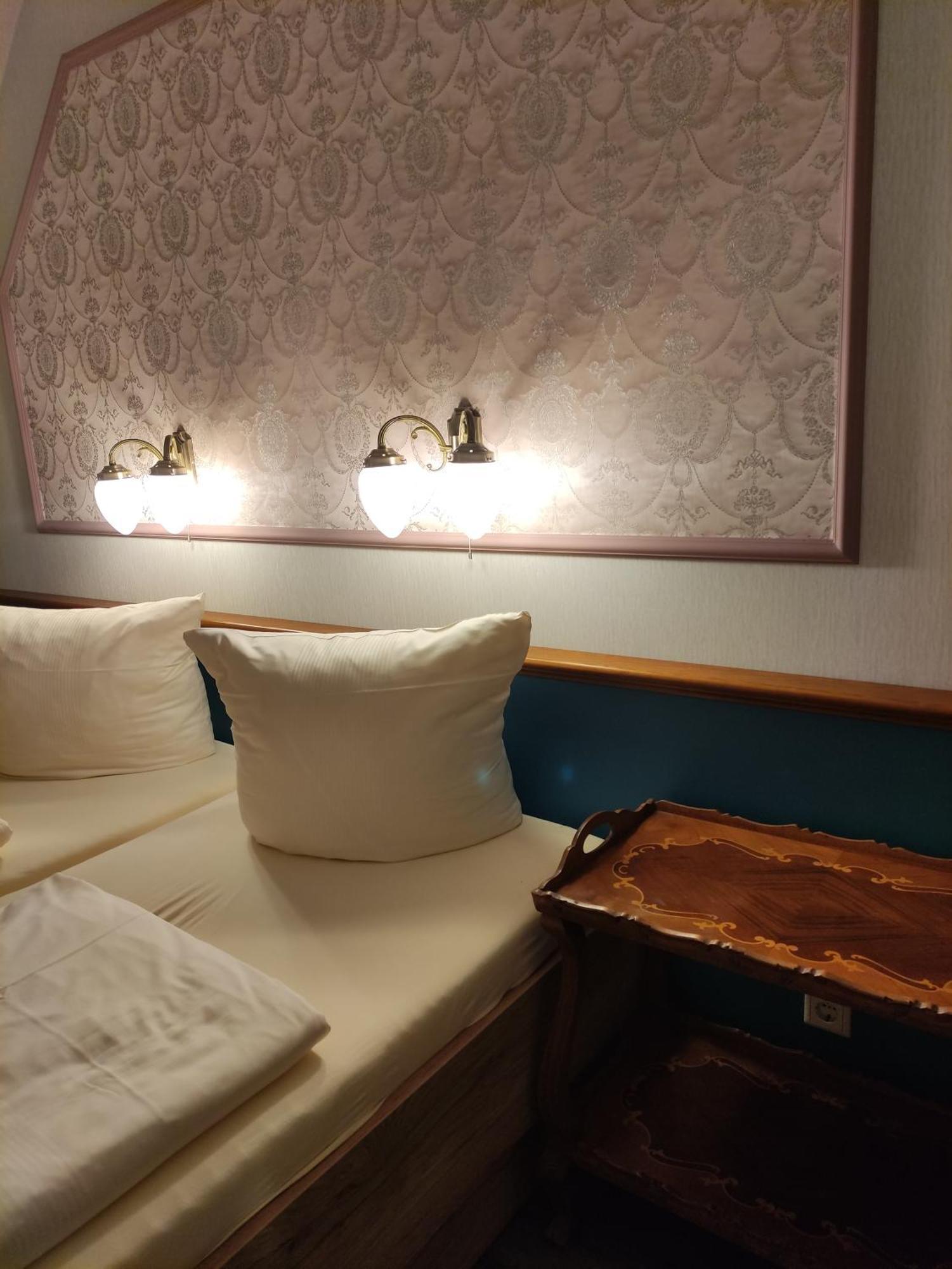 Pilgrims Inn Kreischa Eksteriør billede